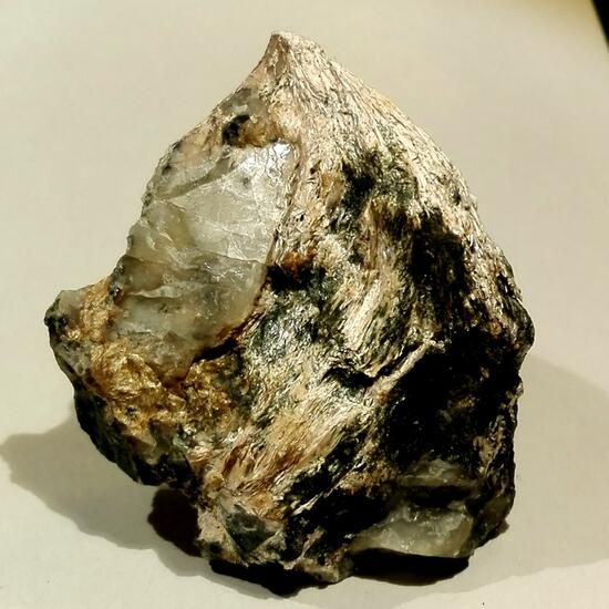 Yuksporite