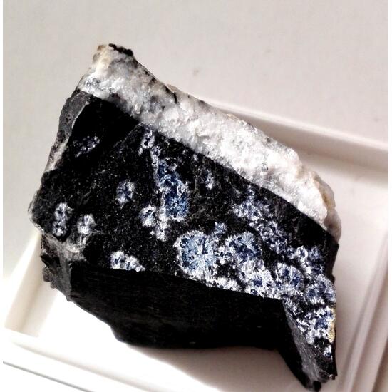 Strontiodresserite