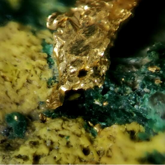 Gold & Guilleminite