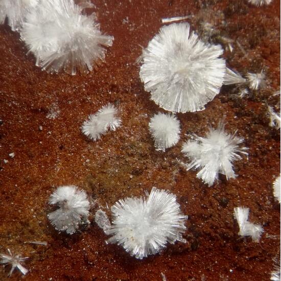 Wavellite