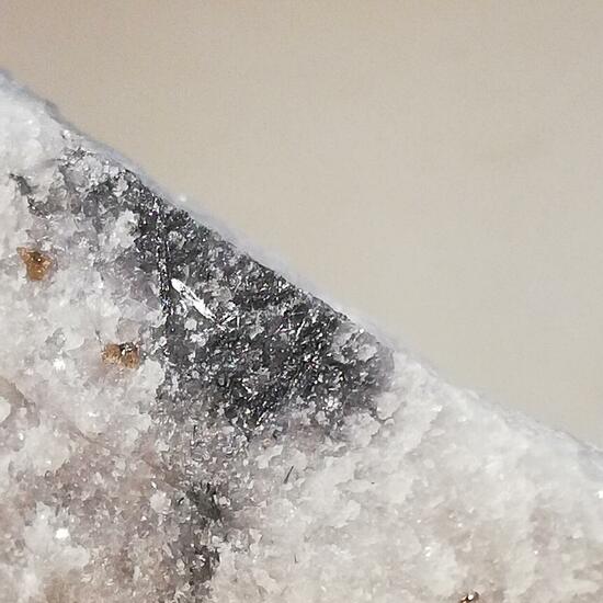 Moëloite