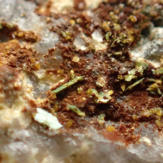 Bariopharmacosiderite & Zeunerite