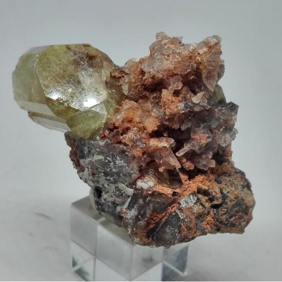 Fluorapatite
