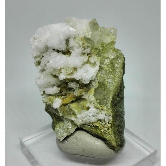 Clinozoisite Quartz & Gypsum